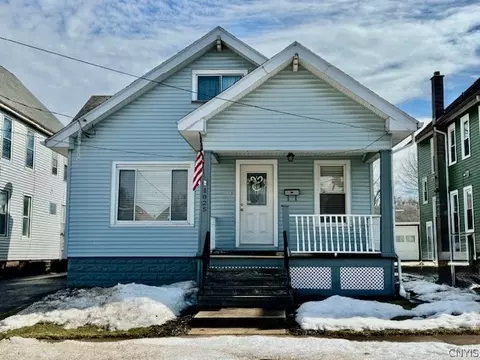 1025 Churchill Ave, Utica, NY 13502