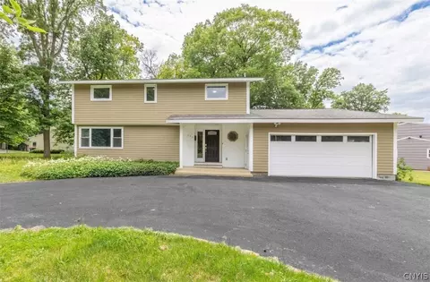 117 Treeland Cir, Geddes, NY 13219