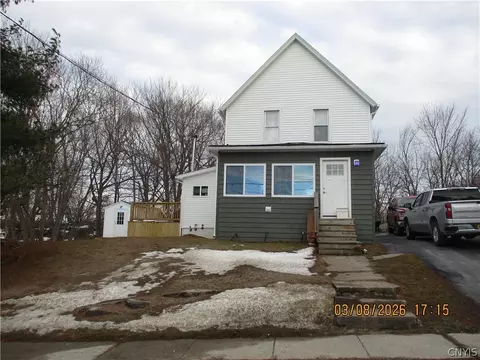 24 Bolton Ave, Alexandria, NY 13607