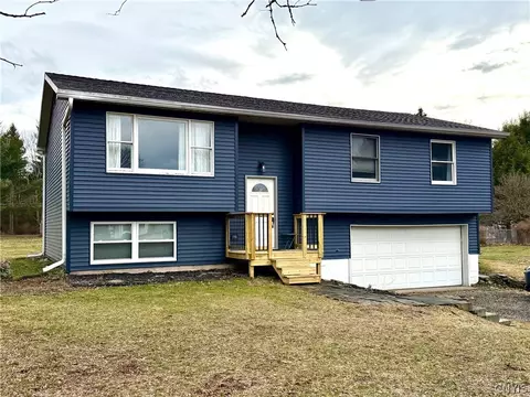 5 Tannery Cir, Dryden, NY 13053