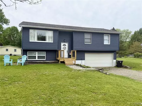 5 Tannery Cir, Dryden, NY 13053
