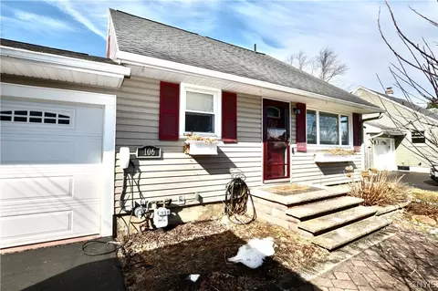 106 Pinewood Dr, Liverpool, NY 13090