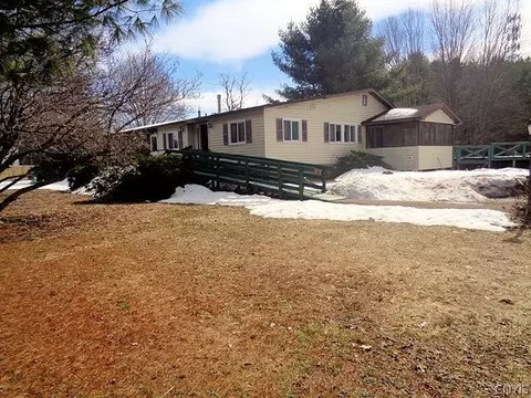 1 S Granby Rd, Granby, NY 13069