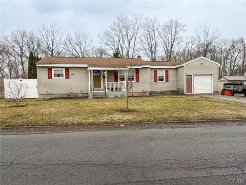 212 Roosevelt Dr, Utica, NY 13502