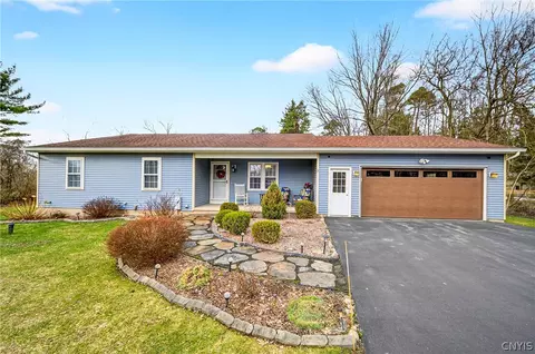 8245 Kirkville Rd, Kirkville, NY 13082