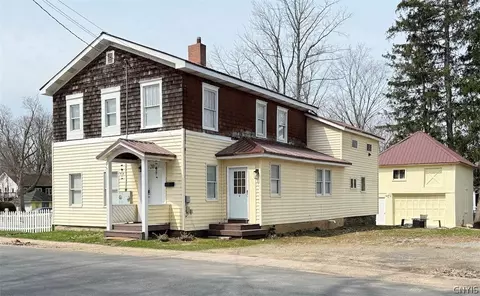 20 S Jefferson St, Pulaski, NY 13142