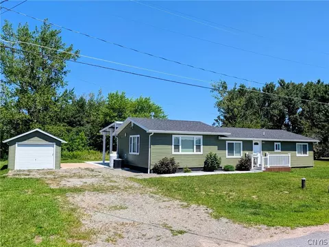 17079 May Irwin Rd, Clayton, NY 13624