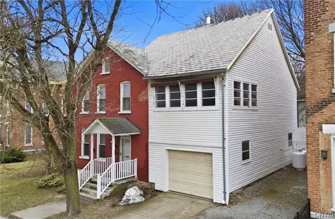 66 W Main St, Saint Johnsville, NY 13452