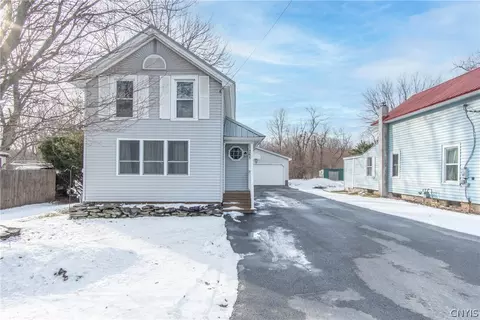 265 Hunt St, Watertown, NY 13601