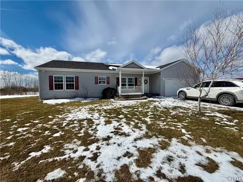 9910 Aspen St, Pamelia, NY 13601