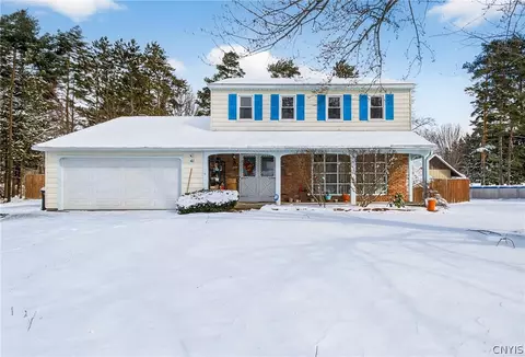 41 N Pollard Dr, Fulton, NY 13069