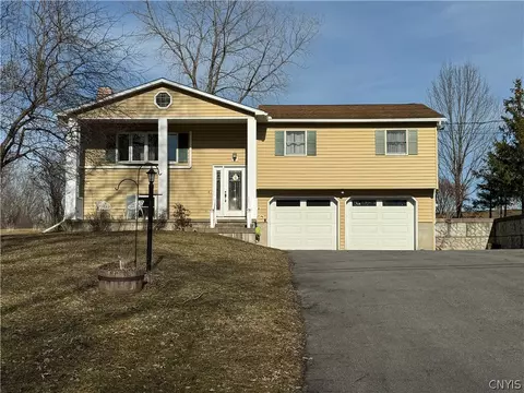 185 St Marys Ave, Kirkland, NY 13323