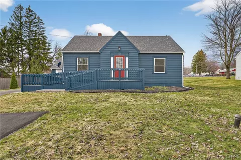 303 Fremont Rd, East Syracuse, NY 13057