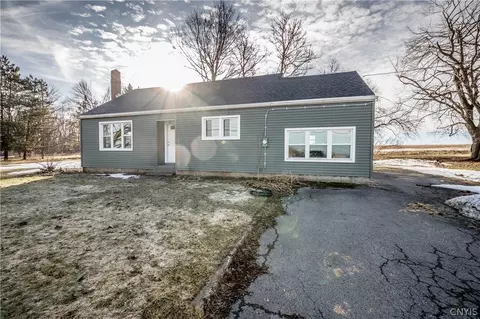 5818 Old Oneida Rd, Rome, NY 13440