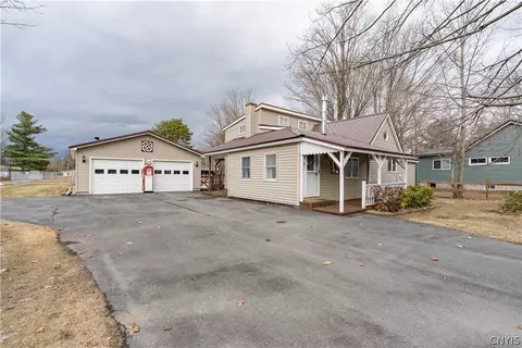 29721 Burnup Rd, Rutland, NY 13612