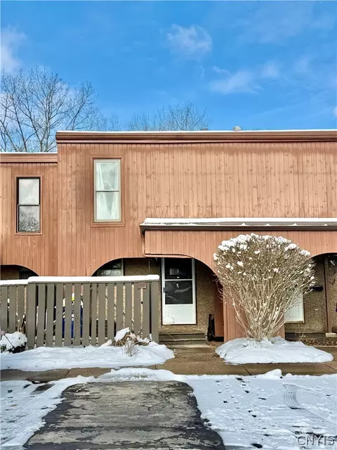 279 Cedar Ct, Van Buren, NY 13027