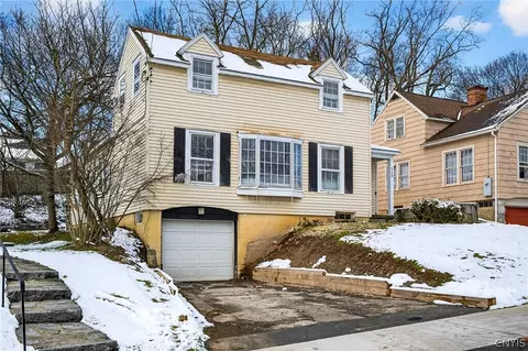 538 Cumberland Ave, Syracuse, NY 13210