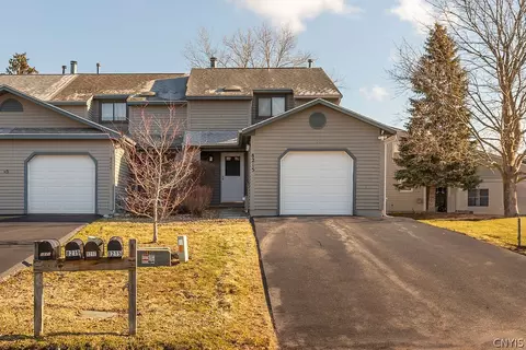8215 Beehive Cir, Liverpool, NY 13090