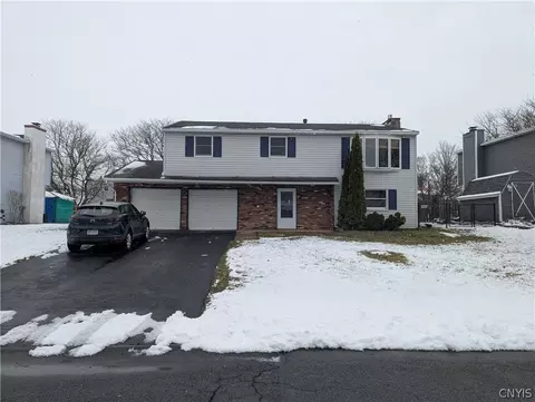 8046 Bamm Hollow Rd, Clay, NY 13041