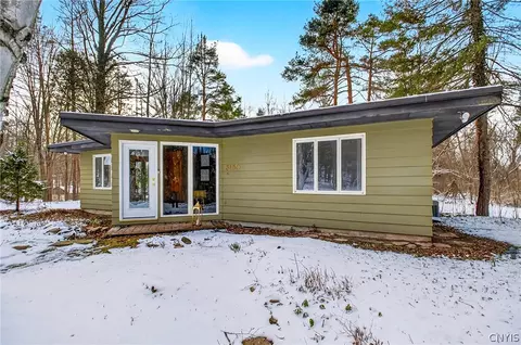 8130 E Genesee, Fayetteville, NY 13066