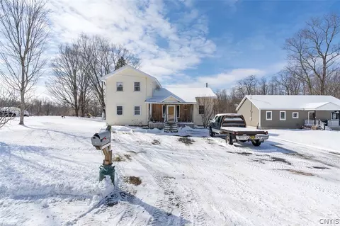 216 Lorraine St, Mannsville, NY 13661