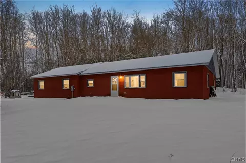 268 Bangall Rd, Parish, NY 13131