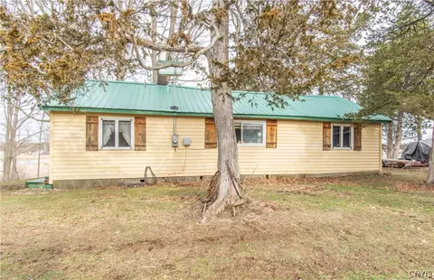 10615 Grandjean Rd, Henderson, NY 13650
