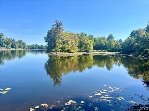 Lexington Avenue, Antwerp, NY 13608