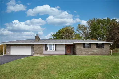 1939 Coon Hill Rd, Skaneateles, NY 13152