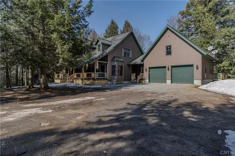 109 Fletcher Rd, Webb, NY 13420