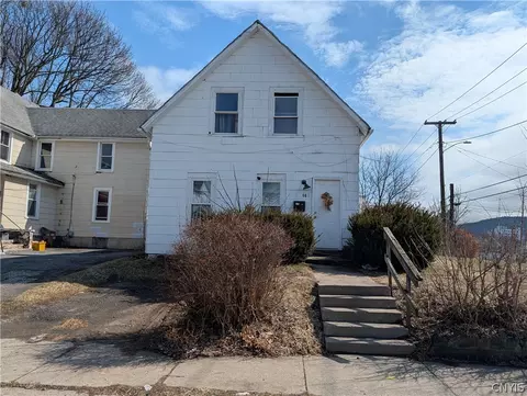 162 Oak St, Binghamton, NY 13905