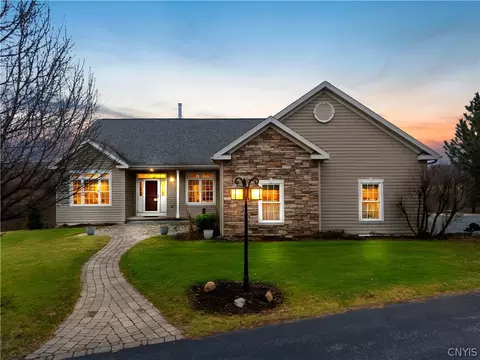 4448 Bussey Rd, Onondaga, NY 13215