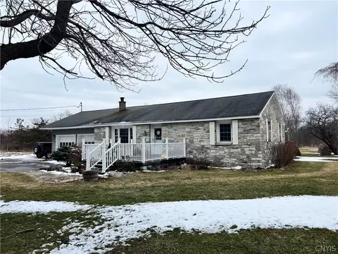 13422 Sulphur Springs Rd, Hounsfield, NY 13685