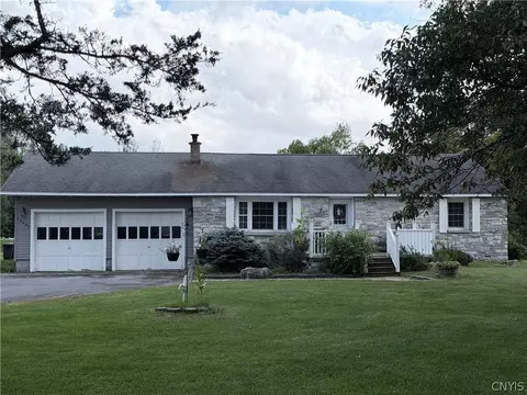 13422 Sulphur Springs Rd, Hounsfield, NY 13685