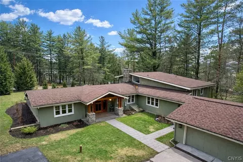 4515 Ridge Rd, Cazenovia, NY 13035