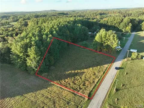 9550 Brewer Rd, Camden, NY 13316