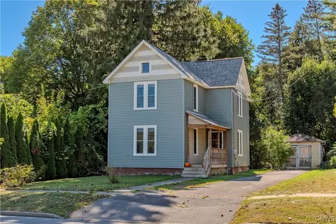 4168 Acme Rd, Frankfort, NY 13340