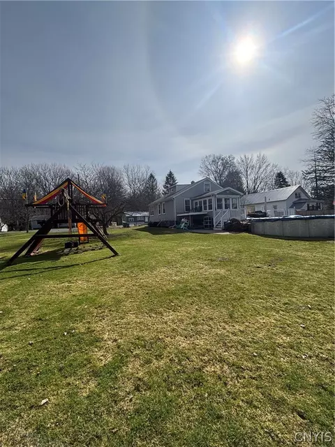 Exterior - 23 Phillips St, Lysander, NY 13027 photo 3 of 7