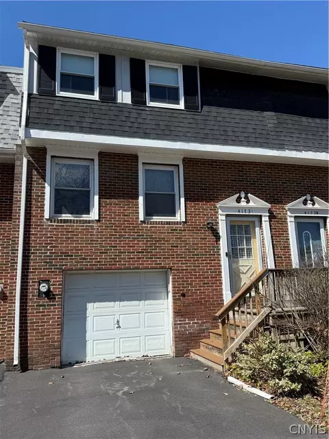 4173 Burningtree Rd, Liverpool, NY 13090