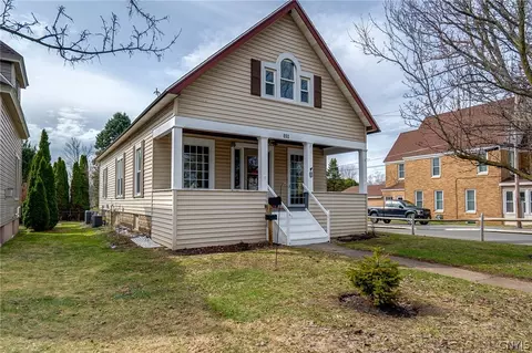 329 N Main St, Minoa, NY 13116