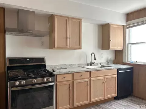 Kitchen - 112 E Matson Ave, Syracuse, NY 13205 photo 2 of 3