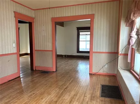 Living - 112 E Matson Ave, Syracuse, NY 13205 photo 4 of 5
