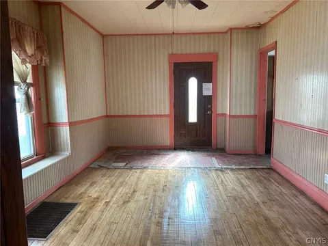 Living - 112 E Matson Ave, Syracuse, NY 13205 photo 3 of 5