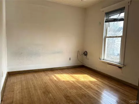 Bedroom - 112 E Matson Ave, Syracuse, NY 13205 photo 1 of 1
