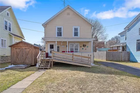 608 Seneca St, Fulton, NY 13069