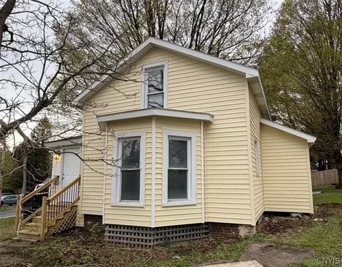 42 Bridge St, Champion, NY 13619