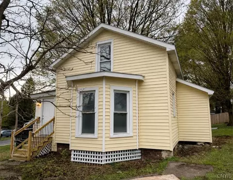 42 Bridge St, Champion, NY 13619