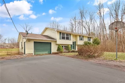 9446 Bear Springs Rd, Brewerton, NY 13029