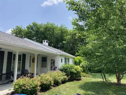 2886 W Lake Rd, Skaneateles, NY 13152