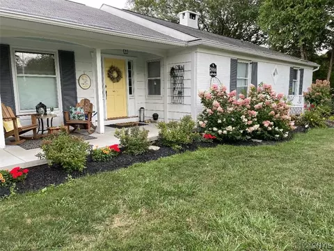 2886 W Lake Rd, Skaneateles, NY 13152